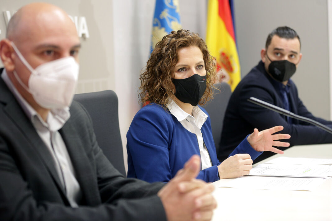 El Ayuntamiento de Valencia aprueba la convocatoria de subvenciones del Plan Resistir para el sector del taxi