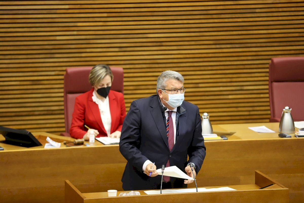 Cs propone crear un marco común para garantizar la seguridad legal de los exámenes online en las universidades valencianas