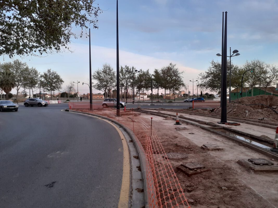 Las obras de la Línea 10 de Metrovalencia obligan a cortar temporalmente la avenida Antonio Ferrandis en el cruce con Amado Granell