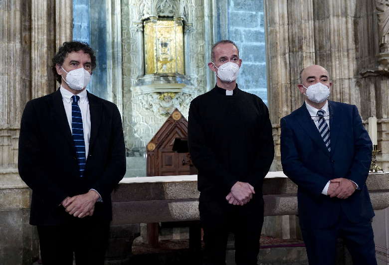 La Catedral de Valencia inaugura una nueva exposición sobre los últimos estudios realizados sobre el Santo Cáliz