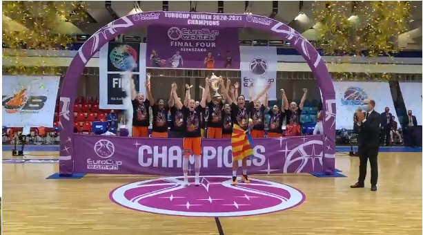 Valencia Basket hace historia y conquista Europa por primera vez (81-82)