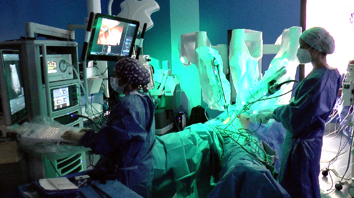 El Hospital General de Valencia realiza la primera cirugía hepática sin ingreso de la Comunitat Valenciana