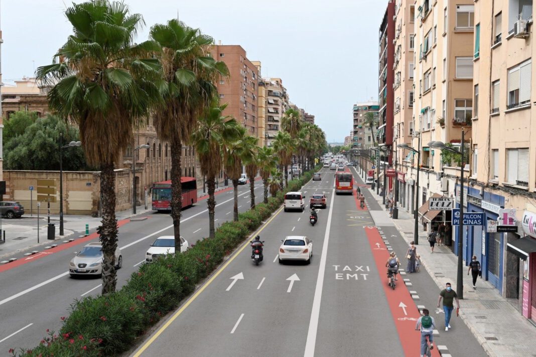 El Ayuntamiento licita el proyecto de carril bici y zona peatonal sobre la calzada en Perez Galdós y Giorgeta por 1 millón
