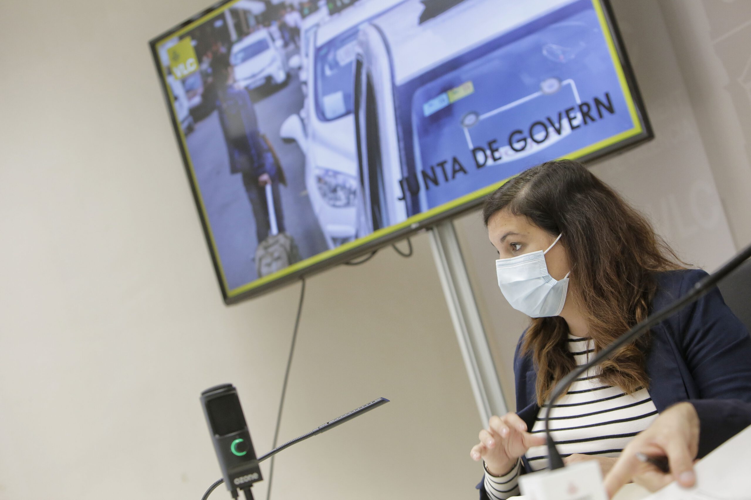 El Ayuntamiento aprueba gastar 450.000€ en renovar aceras, un parche en unas aceras que parecen caminos de cabras