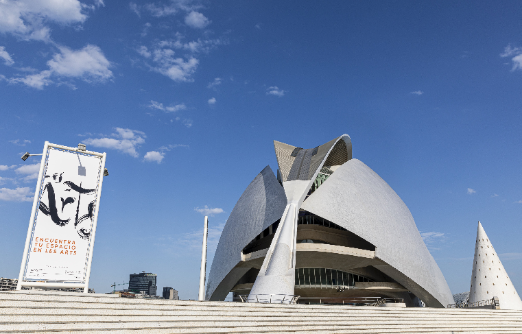 Les Arts retoma su servicio regular de visitas guiadas