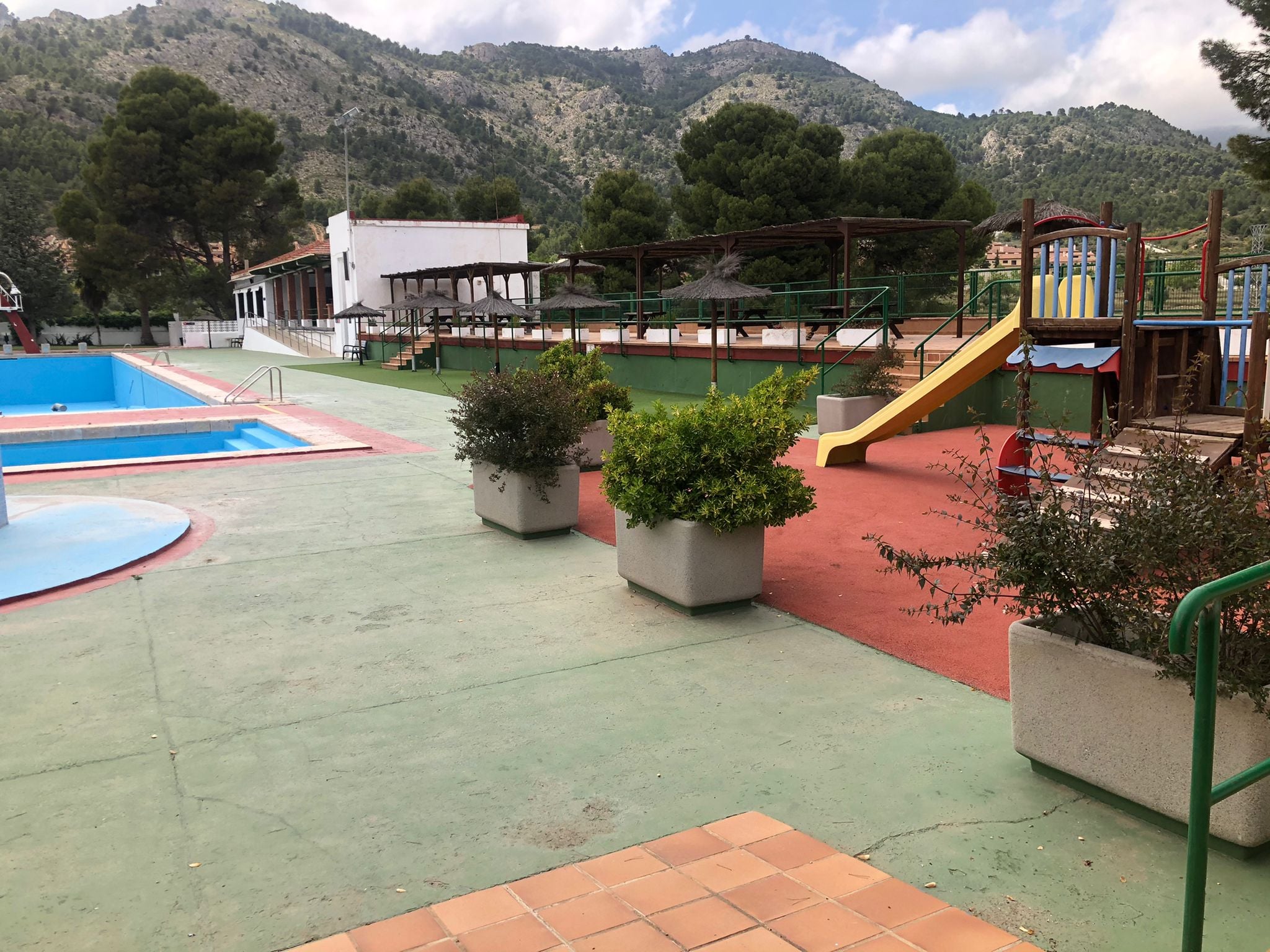 Las piscinas municipales de Alcoy abrirán el día 18 de junio