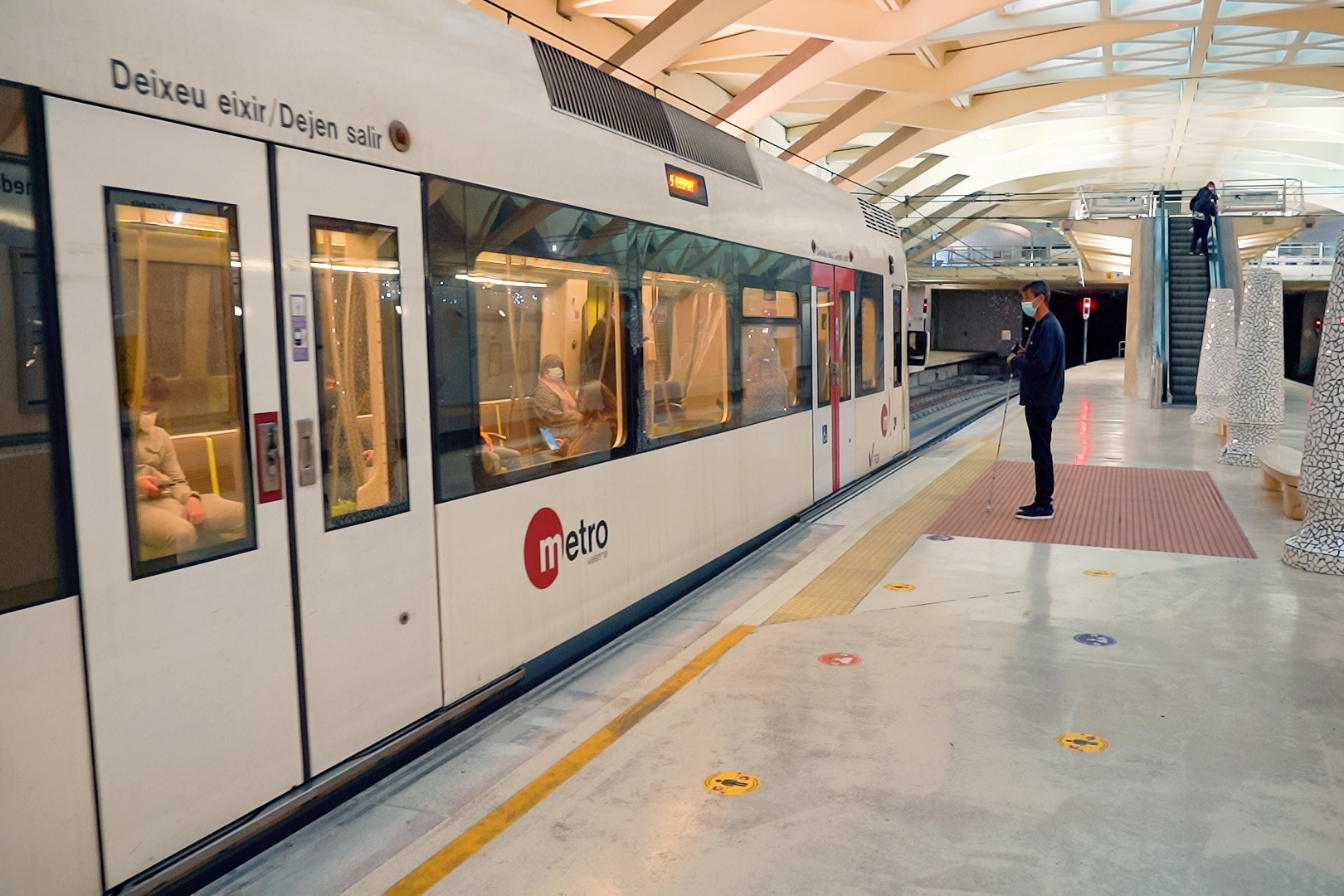 La Generalitat invertirá 3 millones de euros en mejorar las condiciones de accesibilidad de las 62 unidades de metro de la red de Metrovalencia