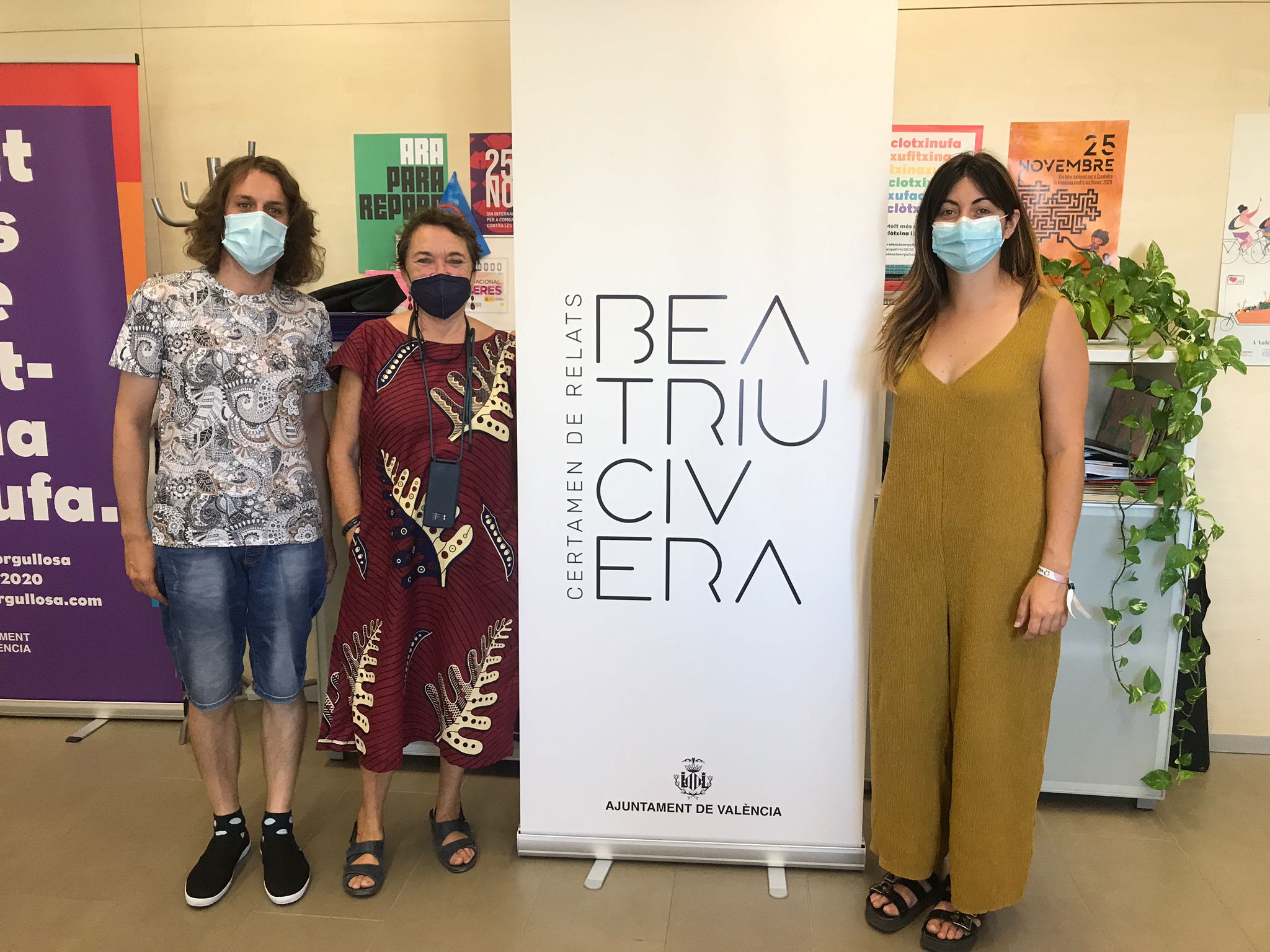 Rosalía Guerrero Jordán y Carolina Zorrilla Torres ganan los premios “Beatriu Civera” de relatos breves