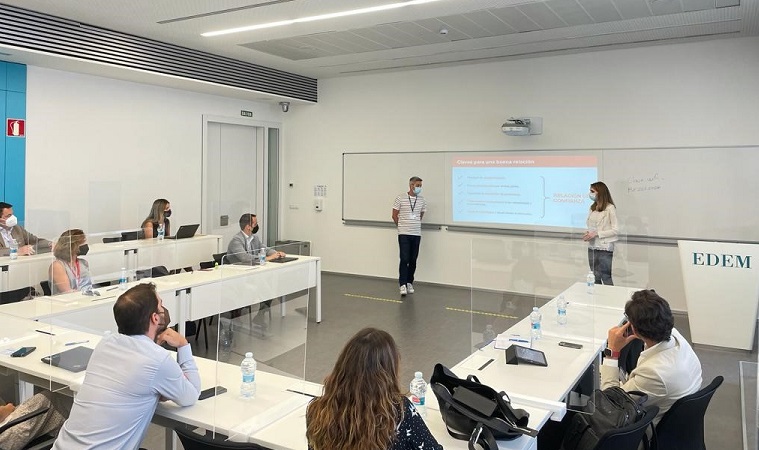 Ribera expone su caso de éxito del proyecto de terapia psicológica online en la primera reunión del Hub de Salud