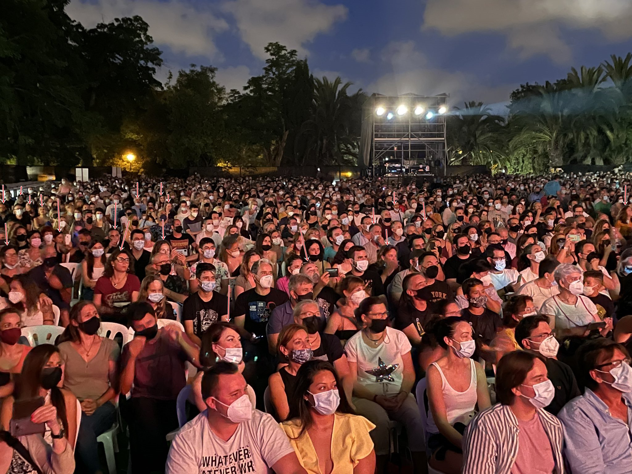 Galiana suspende los eventos pirotécnicos de la Feria de Julio de Vaalencia mientras permite actos y aglomeraciones