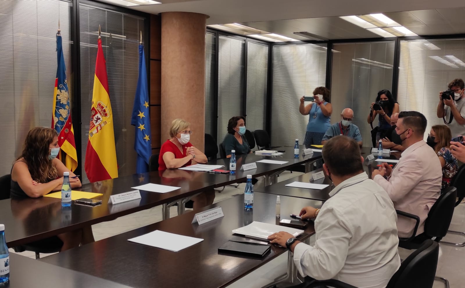 Carlos Enrique Galiana afirma que «todo lo que hacen las Fallas ya se está haciendo excepto quemar» apuntando a Barceló en una reunión con pocas concreciones