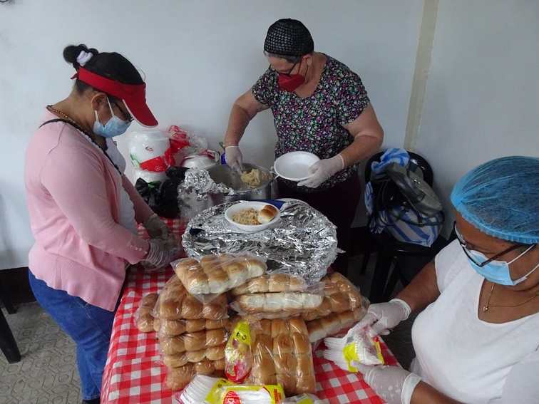 Un misionero valenciano en Nicaragua pide ayuda para comprar un coche “parroquial” para atención y reparto de comida a indigentes