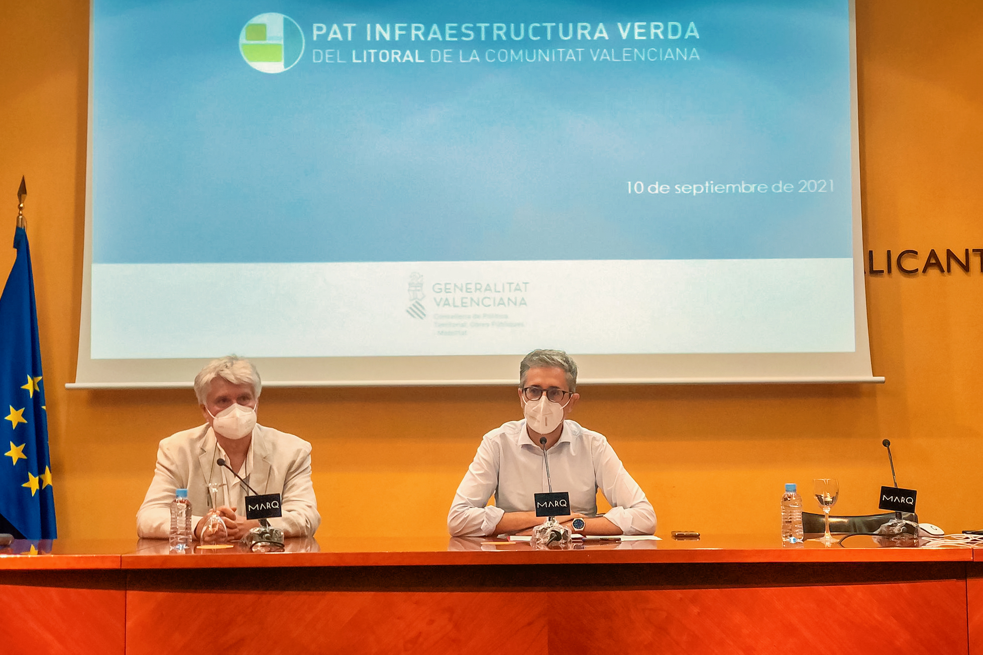 Arcadi España reitera 'el compromiso firme' del Consell con la protección del litoral y la sitúa como 'una prioridad'