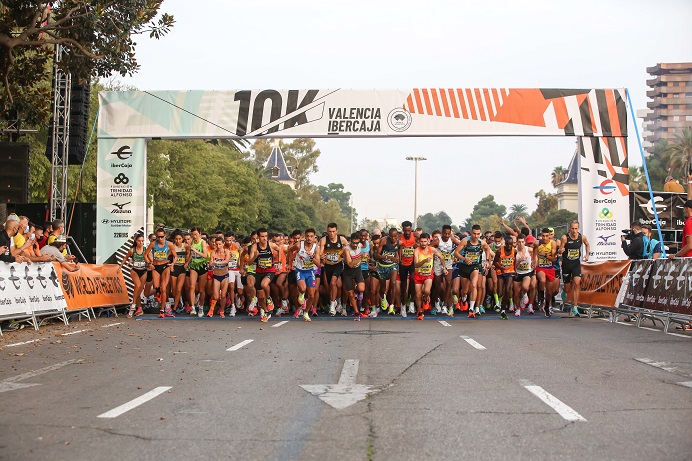 Miles de corredores disfrutan de una nueva y especial edición del 10K Valencia Ibercaja