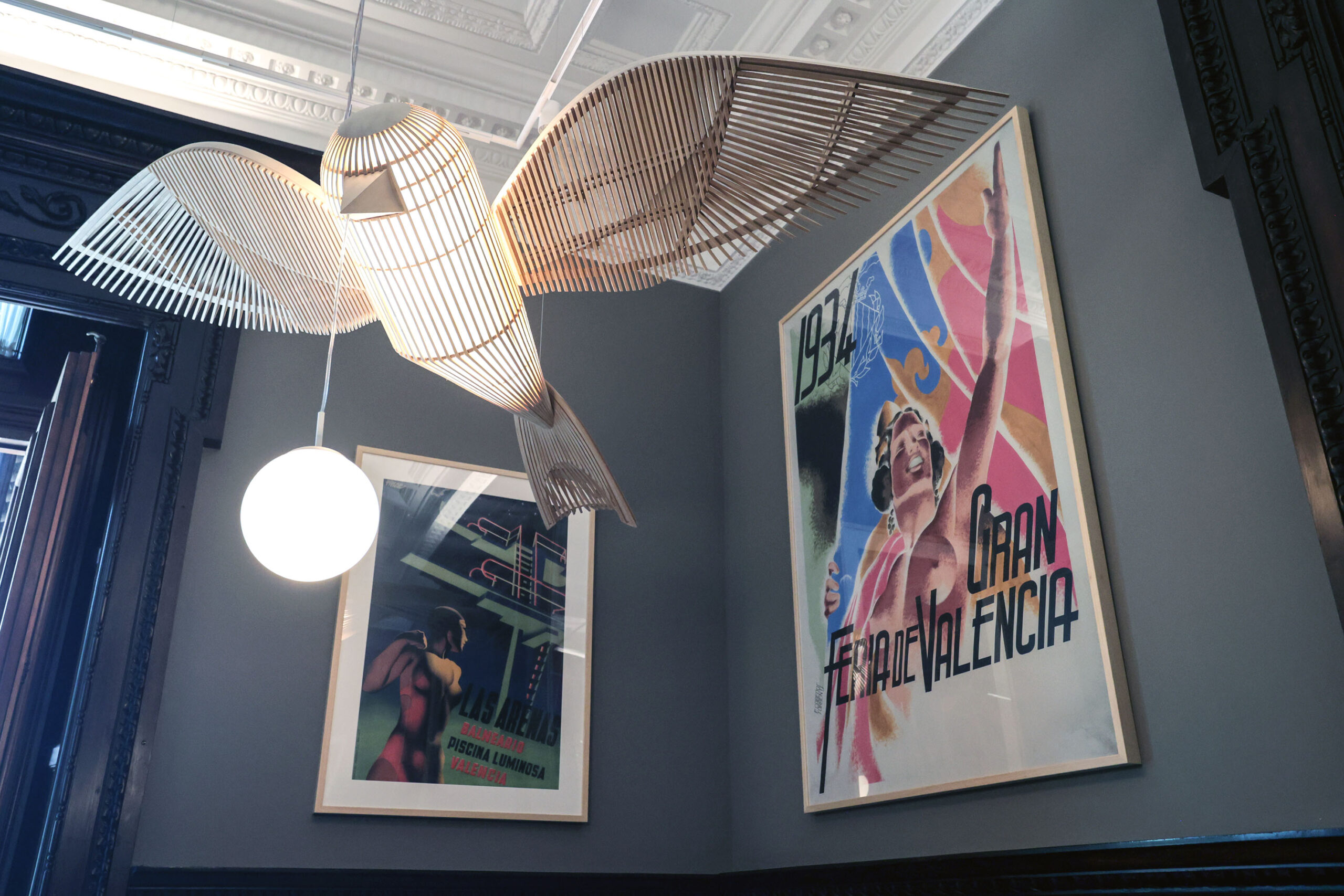 ‘Pleno’ de iconos del diseño valenciano en el Salón de la Chimenea del Ajuntament de Valencia