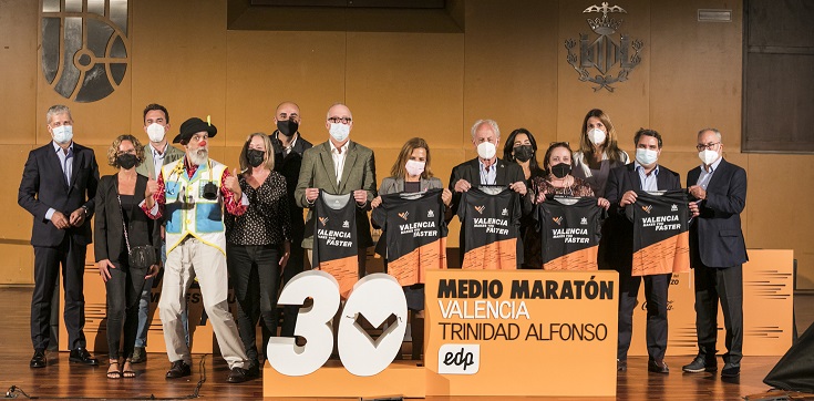El Medio Maratón Valencia celebra su 30 aniversario con 12 000 corredores populares