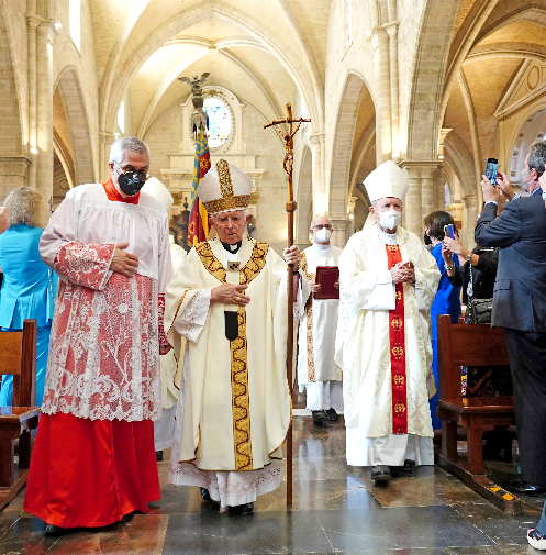 El cardenal Cañizares pide que el Te Deum vuelva a los actos oficiales del 9 de Octubre