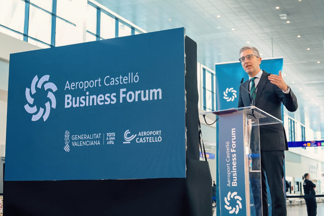 La Generalitat apuesta por el aeropuerto de Castellón como motor de dinamización del sector aeronáutico y como espacio para la innovación