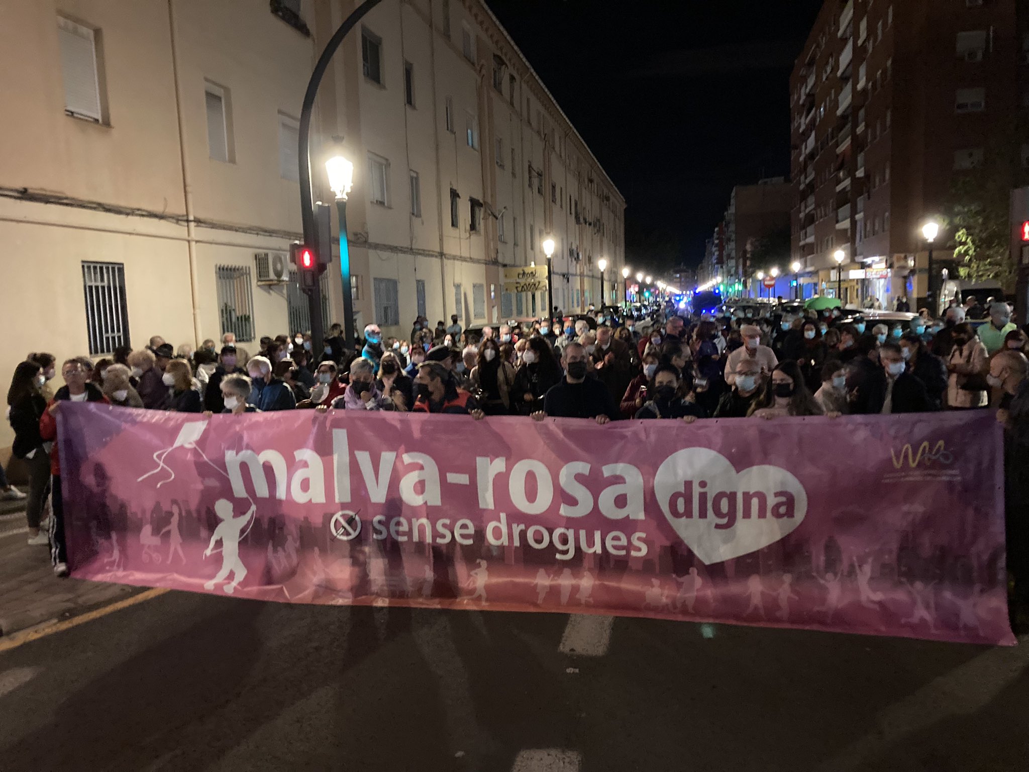 Los vecinos de la Malvarrosa vuelven a movilizarse para exigir soluciones al Ayuntamiento ante la inseguridad y la droga
