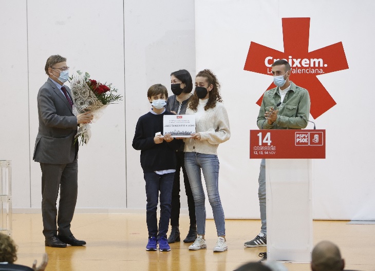El PSPV-PSOE rinde homenaje a Agustí Navarro, “una persona que siempre llevó los valores y el proyecto socialista en el corazón”