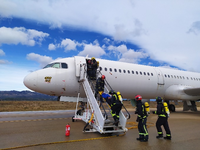 El aeropuerto de Castellón realiza un simulacro de accidente aéreo para poner a prueba su capacidad de respuesta y de coordinación de medios