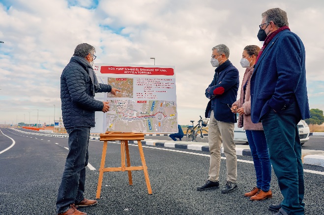 La Generalitat pone en funcionamiento el nuevo puente sobre el barranco de Chiva que mejorará la movilidad y los accesos a Torrent