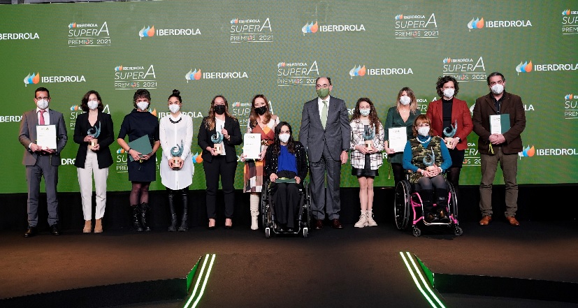 Iberdrola reconoce el proyecto de Ruth Aguilar en los Premios SuperA para la creación de la primera escuela de ciclismo adaptado en la C. Valenciana