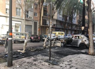 304 contenedores quemados en 2022 por actos vandálicos en el Cap i Casal, un 17% más que el 2021