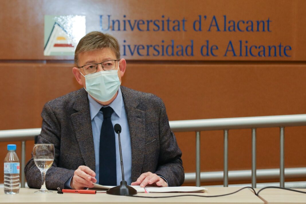 Puig habla en Alicante de reformas políticas, caminar hacia un federalismo pero olvida mirar las políticas de su propio Consell