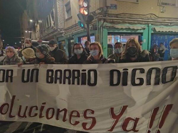 Los vecinos de Orriols convocan una nueva manifestación por hartazgo en la lentitud de solución de los problemas