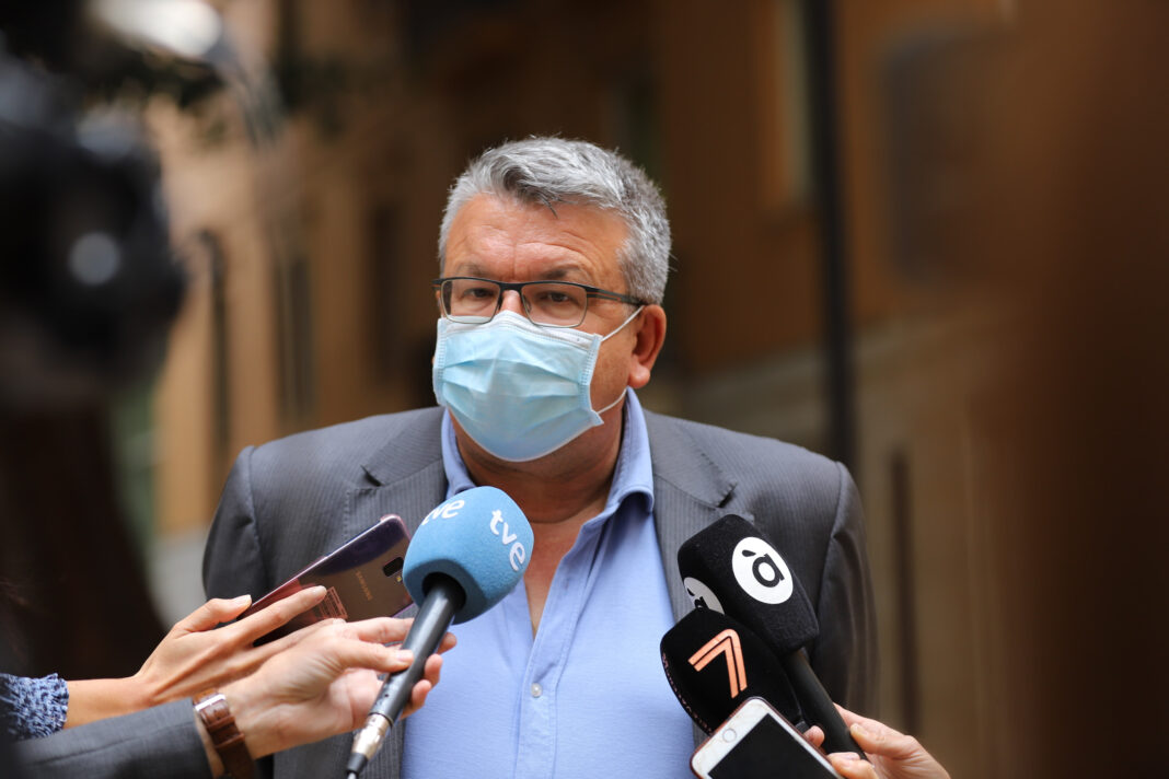 Ciudadanos exige la destitución de Barceló y su cúpula por la mala gestión de la Conselleria de Sanidad