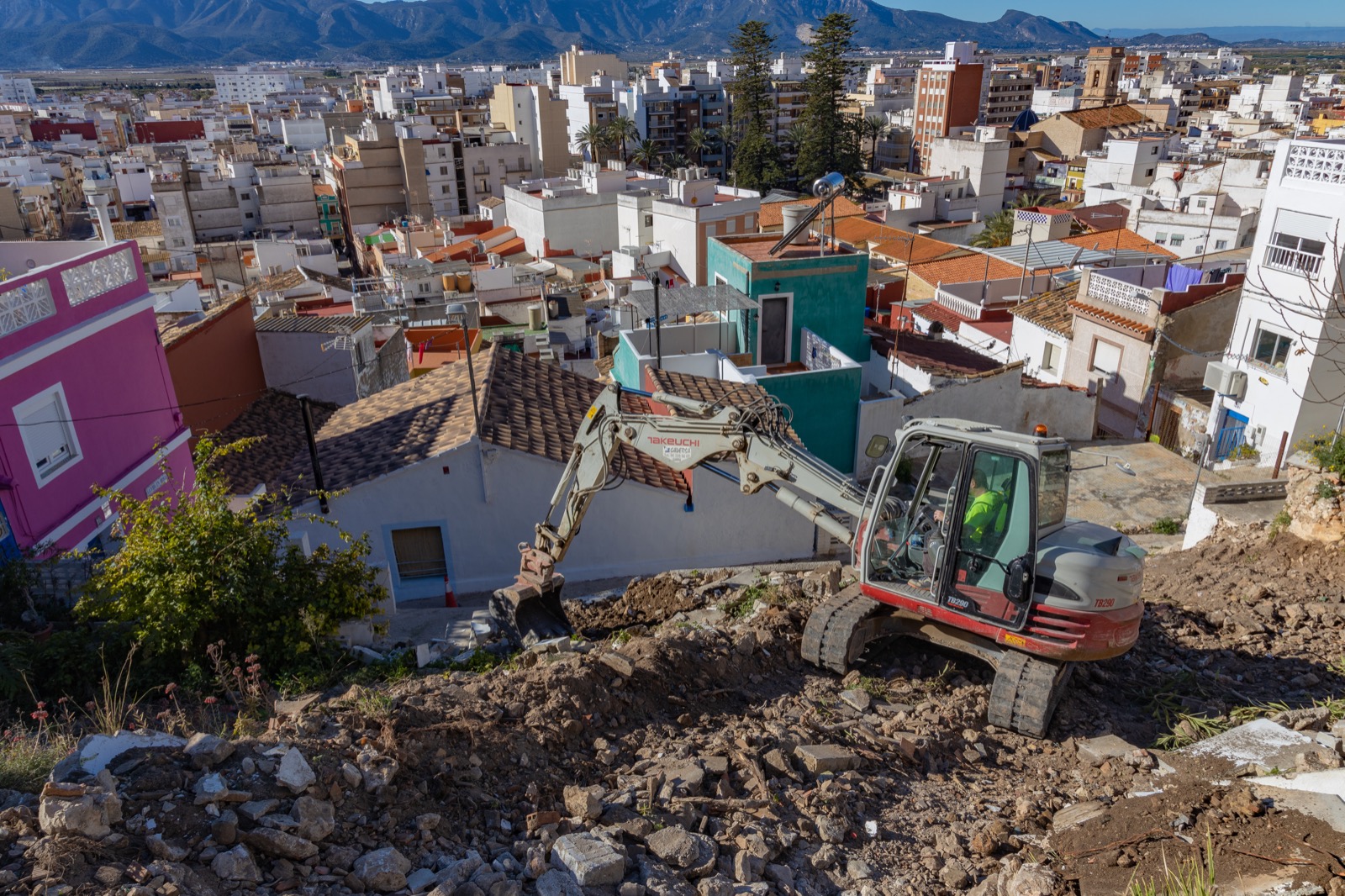 Cullera inicia las obras de reforma integral del Barrio del Pou largamente reivindicadas por los vecinos