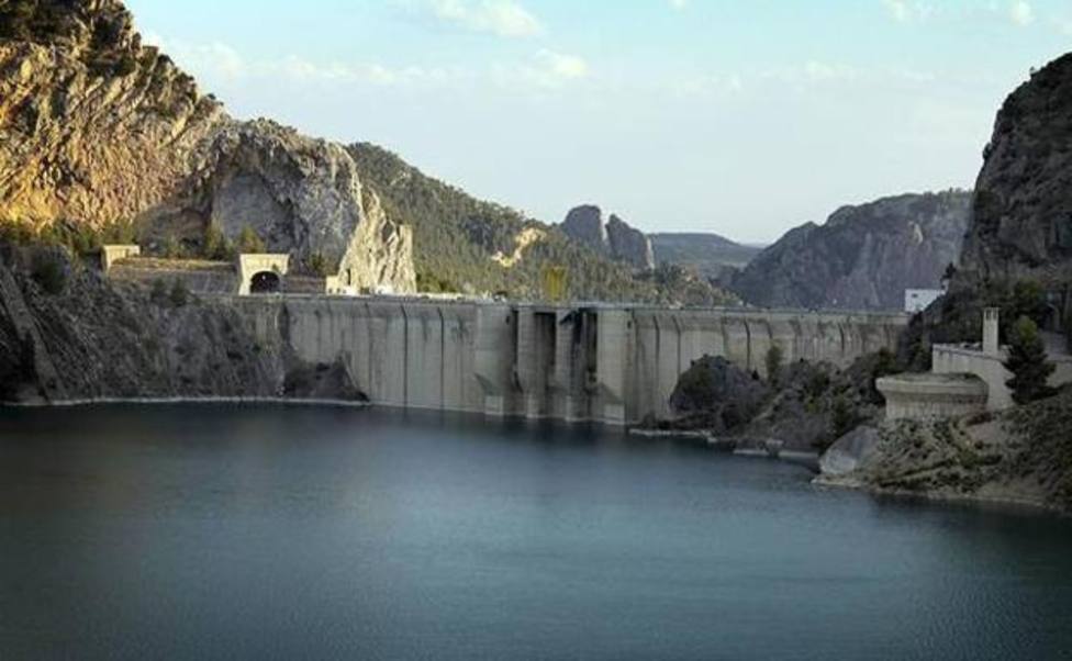 La Cuenca del Segura al 33,8% y la del Júcar al 54,8% de su capacidad de reserva de agua