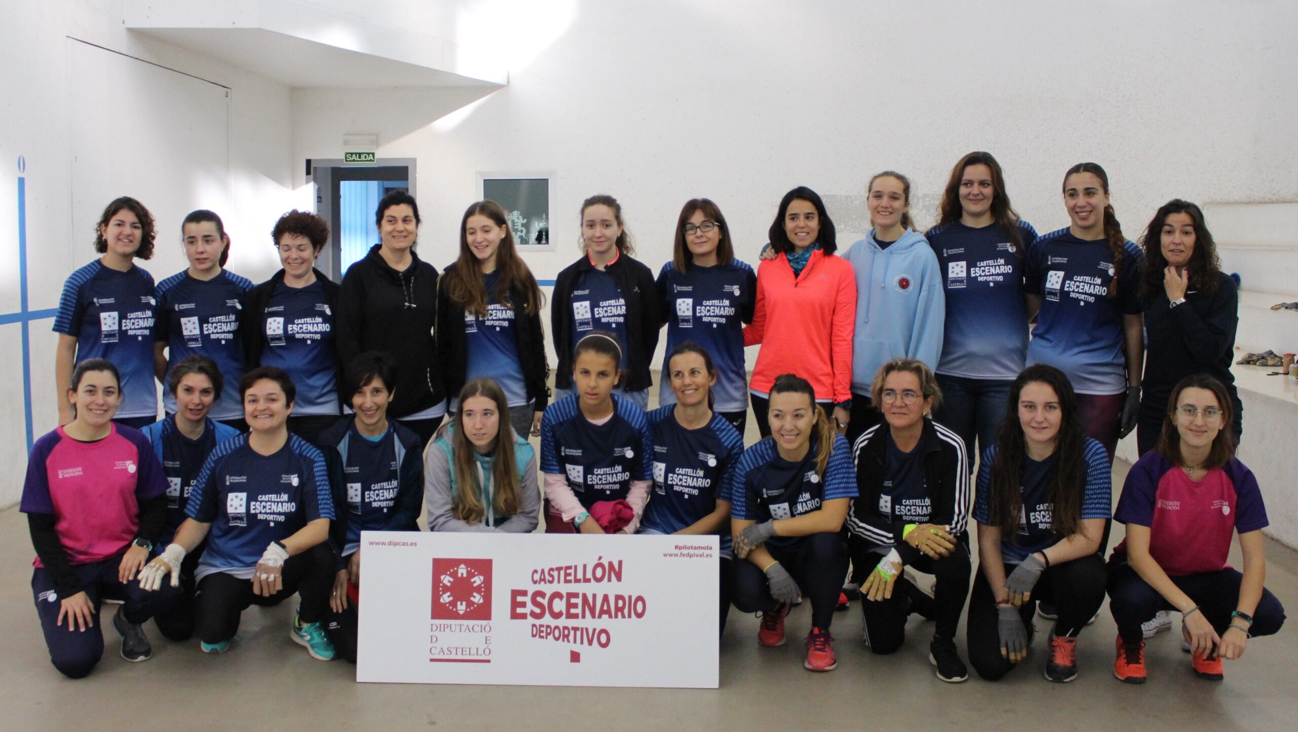 Castellón promociona la pilota valenciana femenina