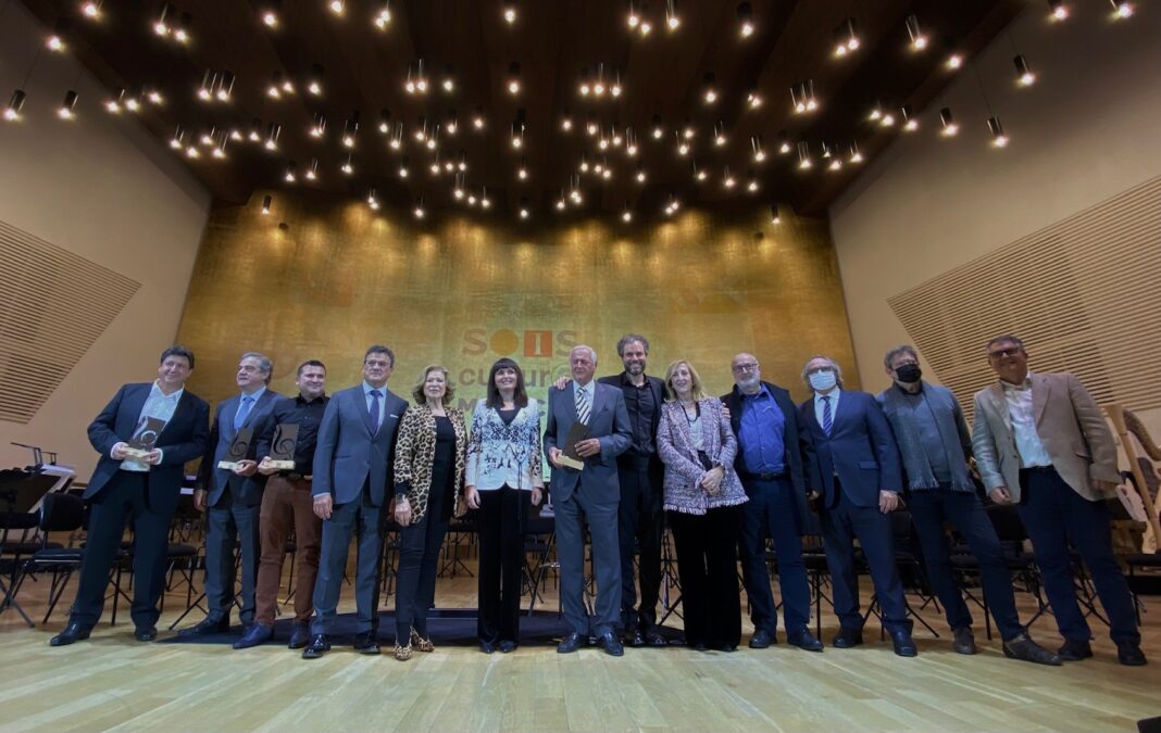 La Diputación entrega los Premios Sois Cultura Musical en homenaje a los grandes compositores alicantinos