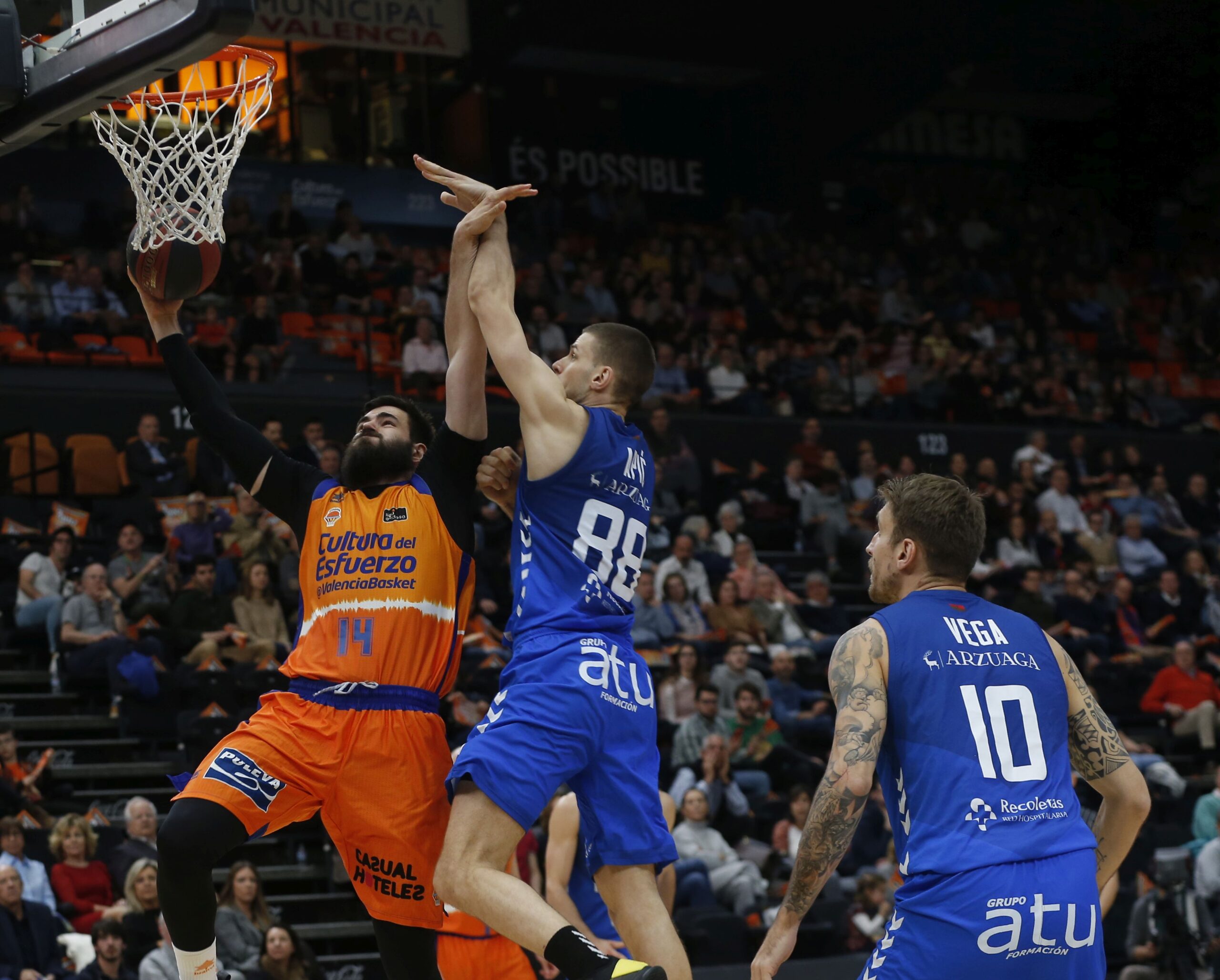 La Fonteta volverá al 100% de aforo ante el Barça dos años después