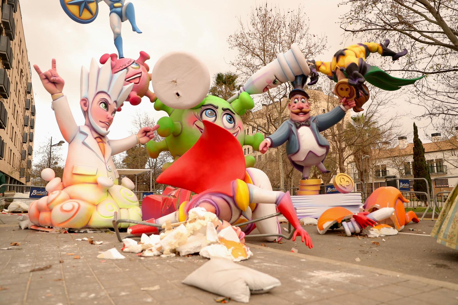Las Fallas 2022 contra los elementos