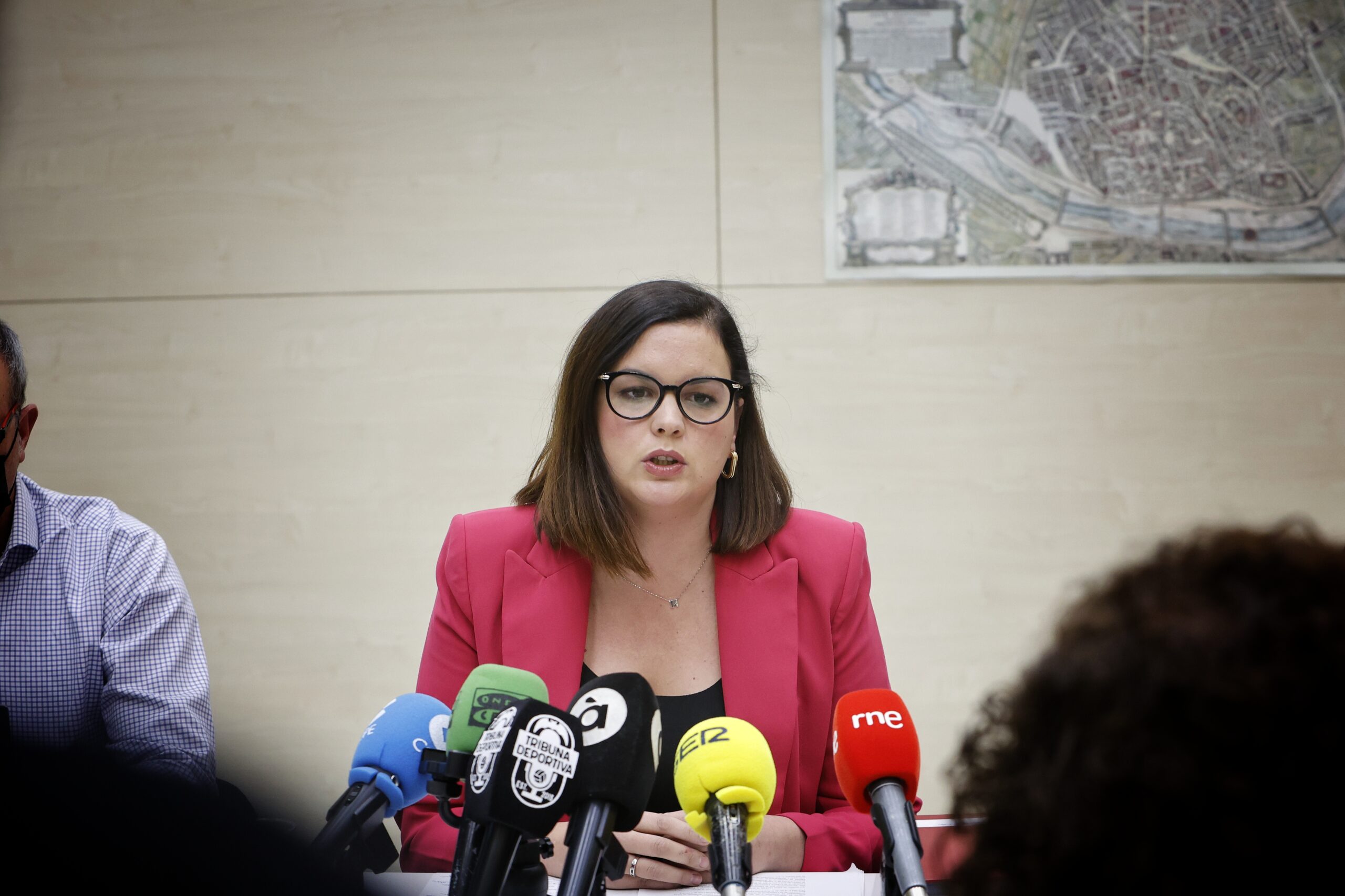 Sandra Gómez condiciona el nuevo estadio a las obligaciones adquiridas hace años por el Valencia CF
