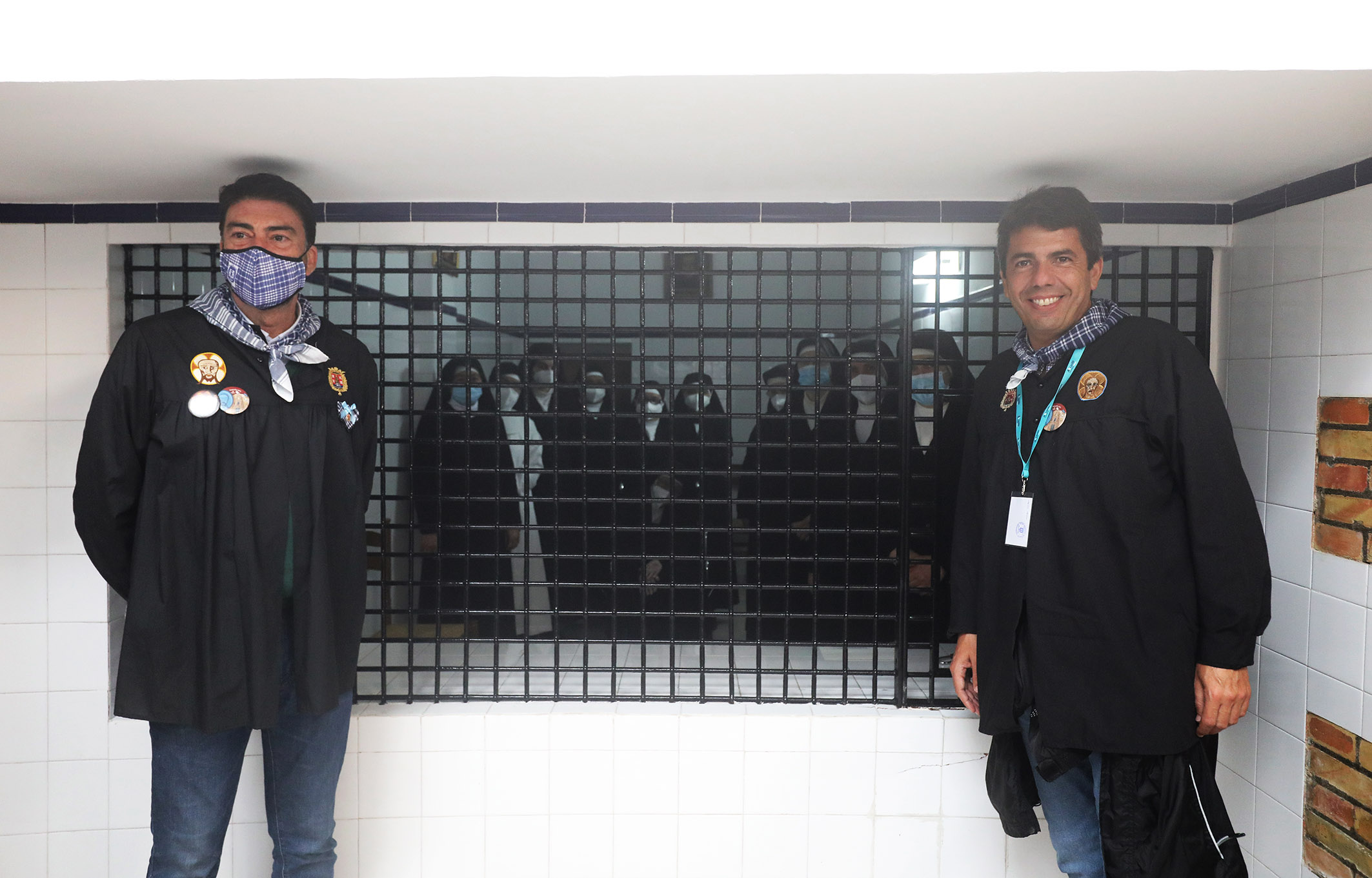 Mazón y Barcala se reúnen con las Monjas de la Sangre para ratificar su compromiso en la rehabilitación del Monasterio de la Santa Faz