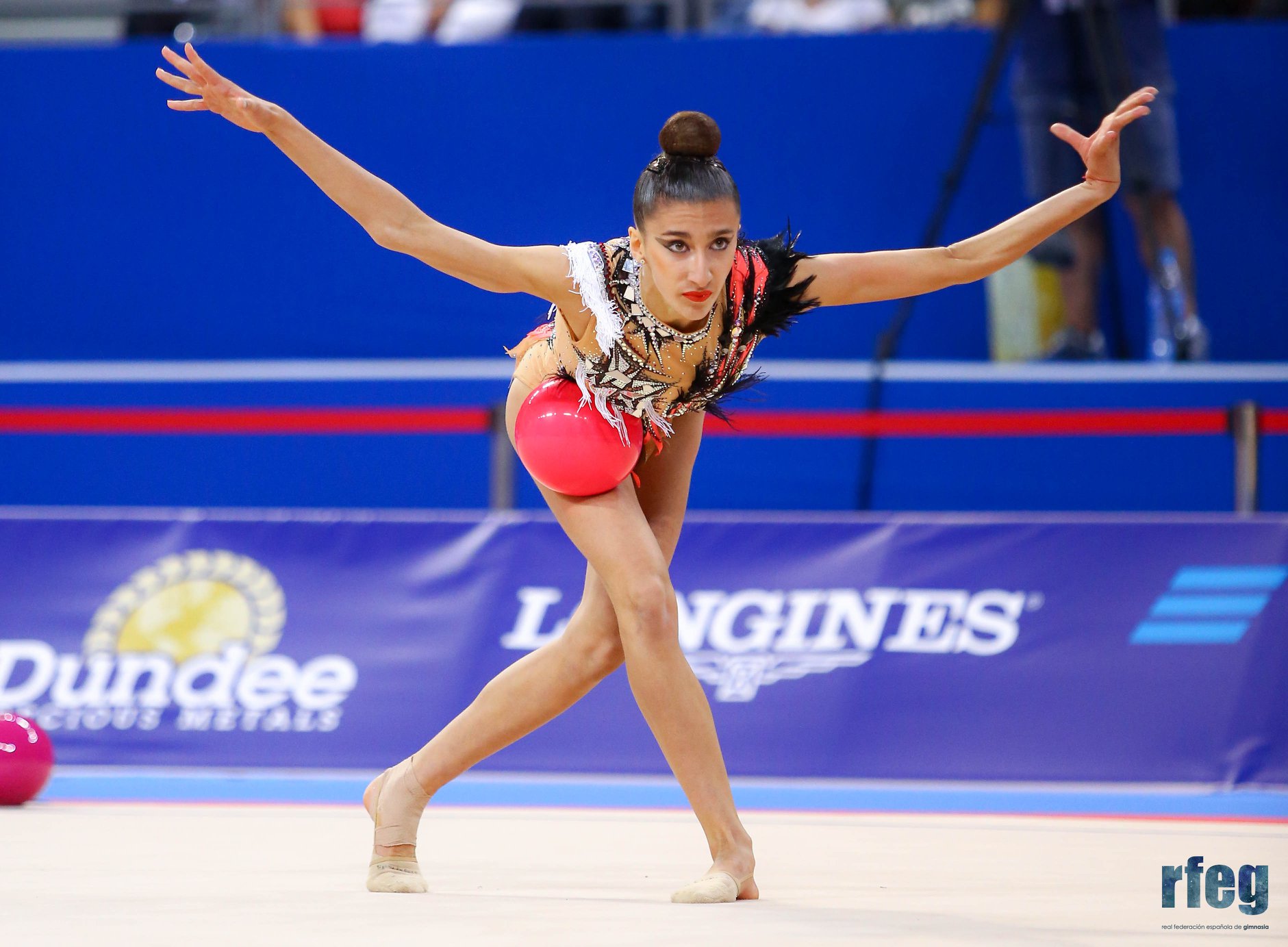 Noa Ros se retira de la gimnasia