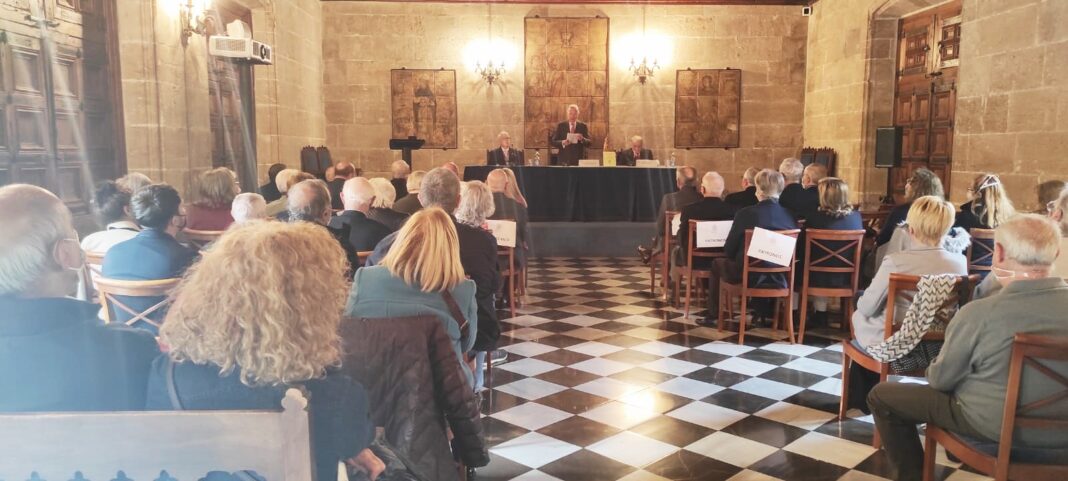 La Real Academia de Cultura Valenciana presenta en la Llonja a un Blasco Ibañez desconegut en el centenari del seu homenage pel Centre de Cultura Valenciana
