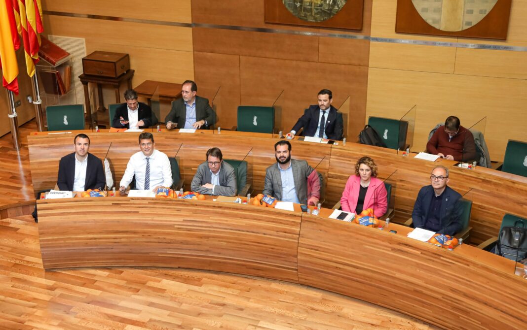 El PP lamenta el lío interno entre PSPV y Compromís también en la Diputacio de Valencia
