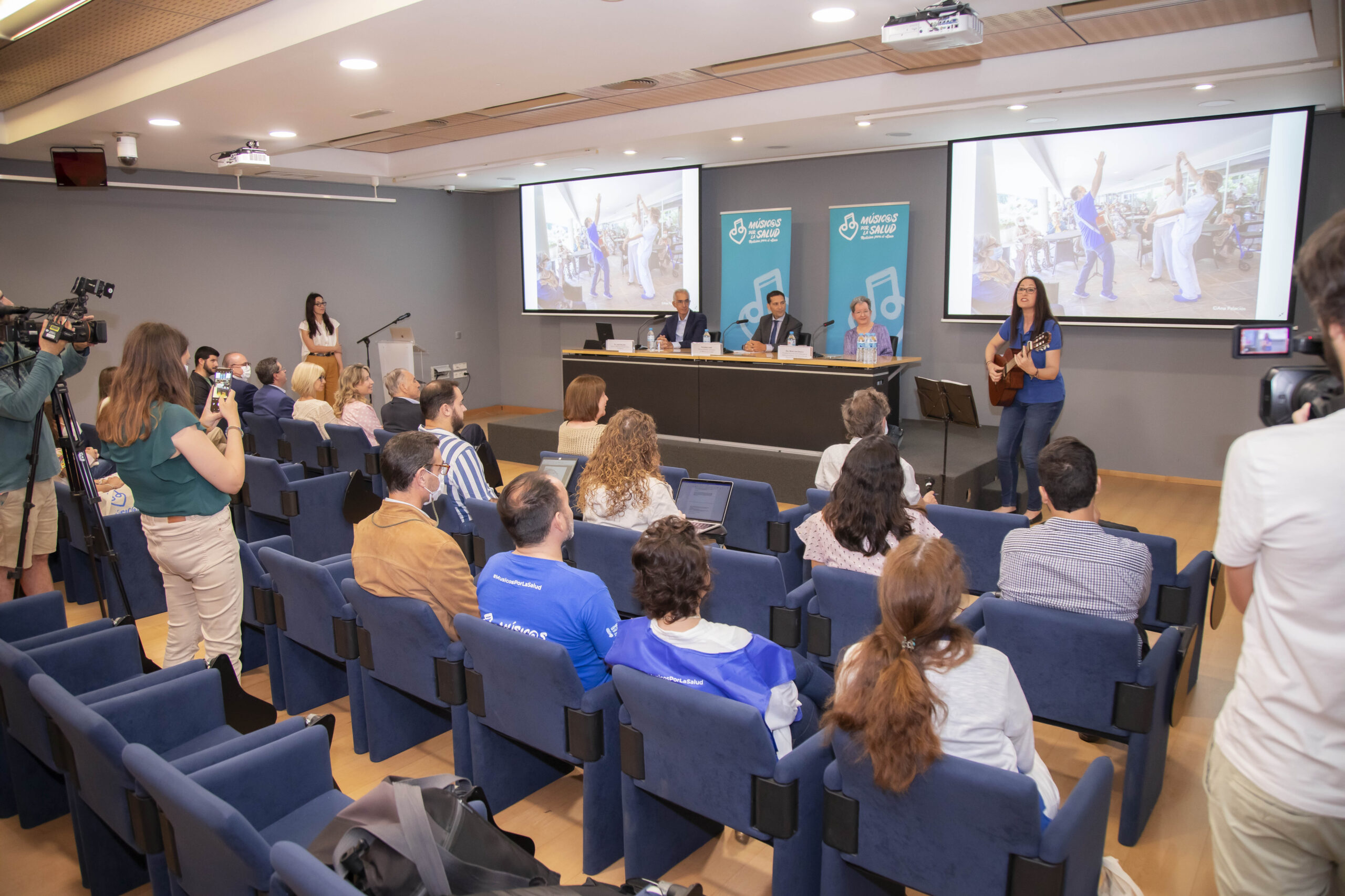 Solicitan al Gobierno y Comunidades Autónomas incluir la música en el entorno sociosanitario por sus efectos terapéuticos