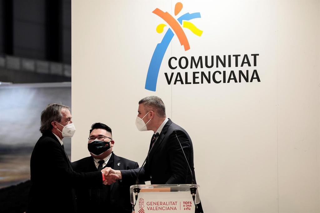 La Diputacio de Valencia y la Fundacio VCF ponen en marcha el I Concurso de la Ruta de Arte Urbano del Valencia CF