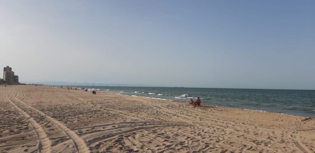 Las playas de Pinedo al Perellonet olvidadas por el Ajuntament de Ribó y Sandra Gómez