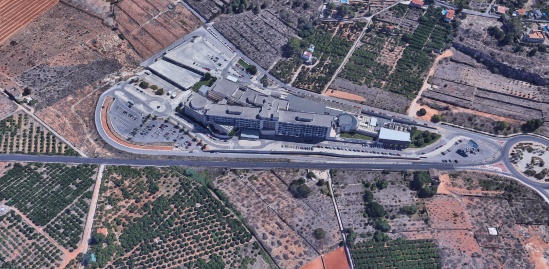 El PP urge a Sanitat a adecuar los terrenos que la Diputacio de Valencia ha cedido para aparcamiento en el Hospital de la Ribera