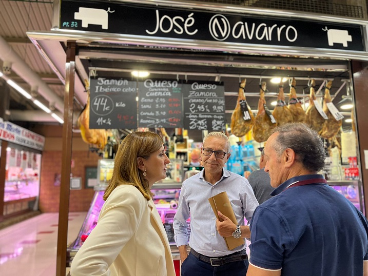 Santi Ballester » la peatonalización del mercado de Torrefiel sin consenso suprimirá 175 plazas de aparcamiento público»