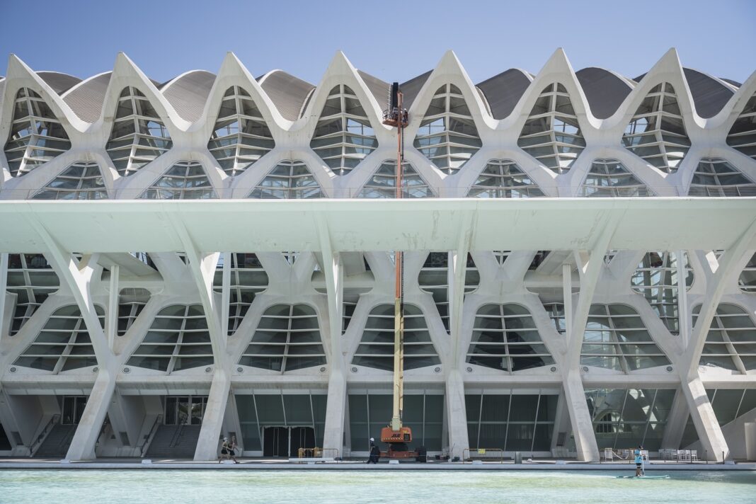 El Museu de les Ciències de Valencia continúa con la rehabilitación integral de la fachada del edificio
