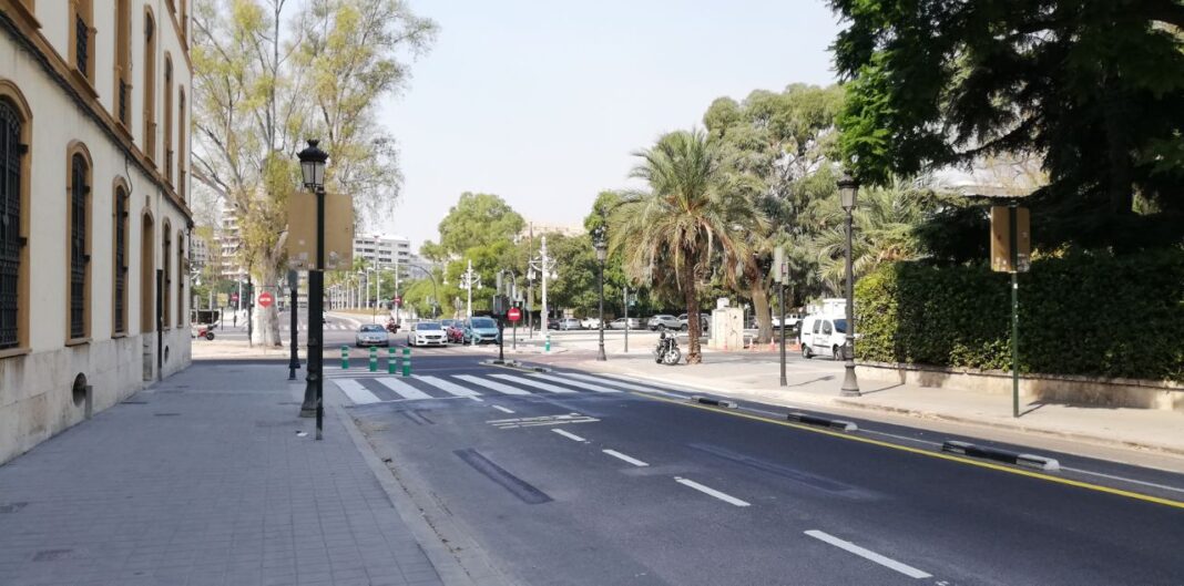Urbanismo finaliza las obras de ampliación de aceras y remodelación de pasos de peatones en la calle General Gil Dolz