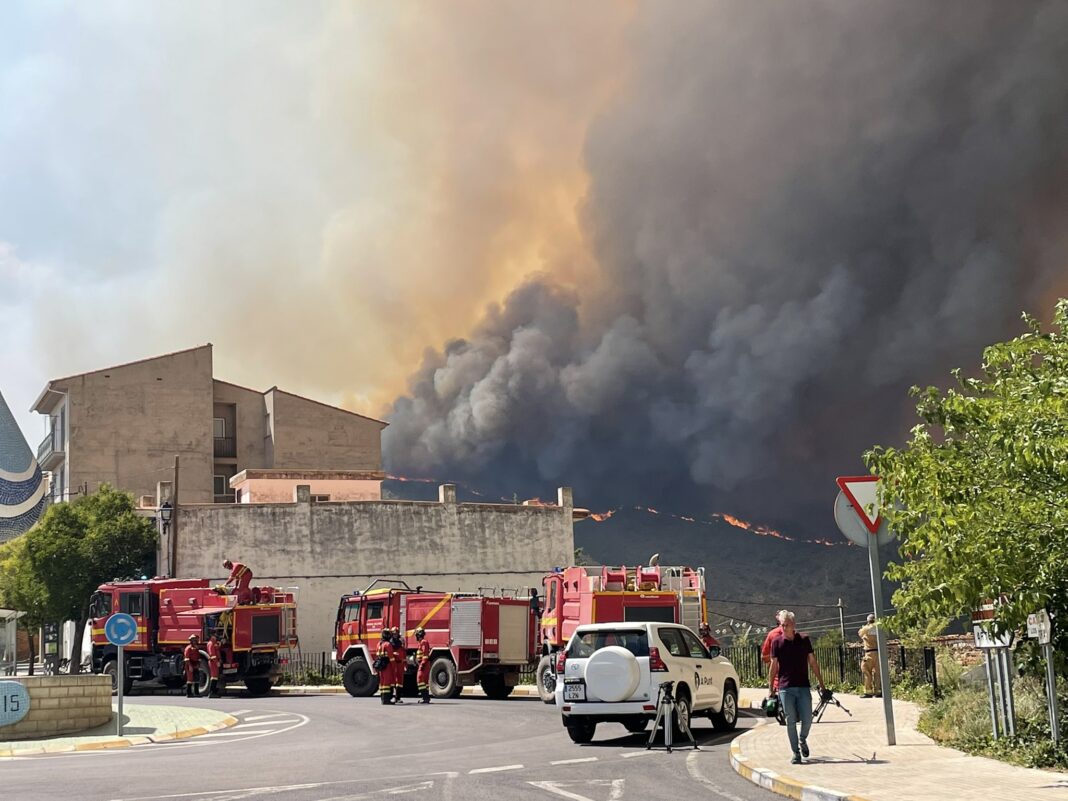 Evacuados Bejís y Toras en el Incendio Forestal de Bejís que ya ha calcinado 670 hectáreas